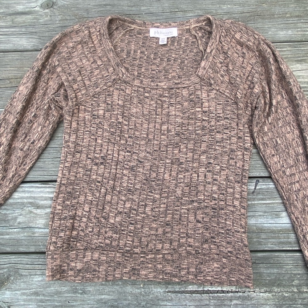 Philosophy sweater brown black with slight puff sleeves